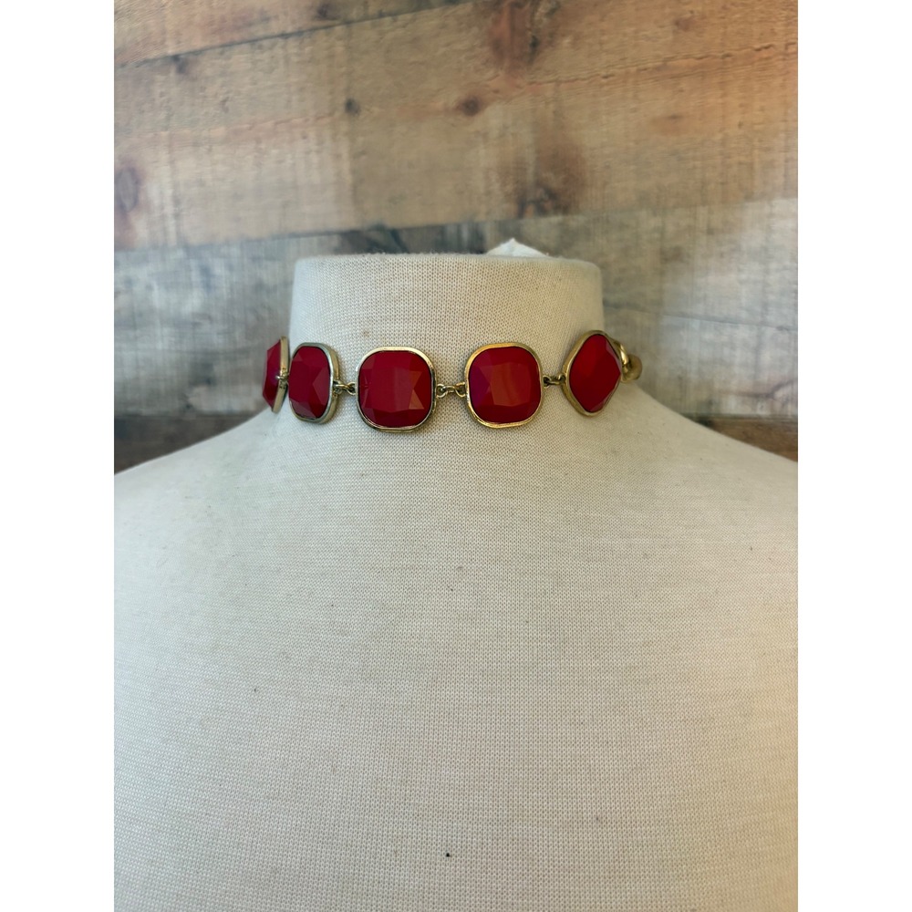 Bold Red Faceted Stone Gold Tone Chunky Curb Chain Statement Choker Necklace